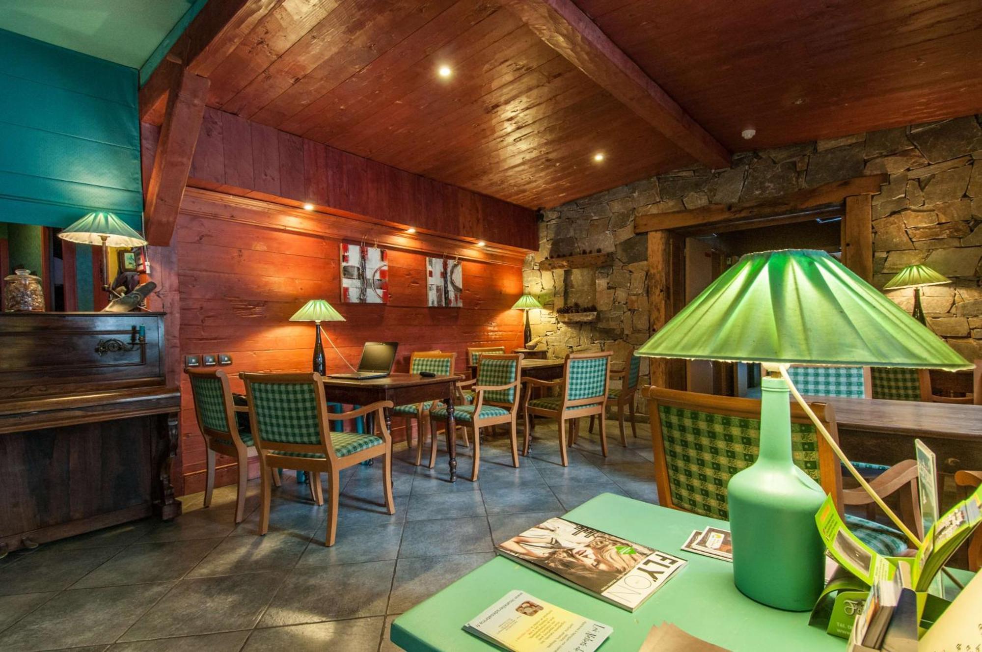 Brit Hotel Florimont Saint-Ferréol Dış mekan fotoğraf
