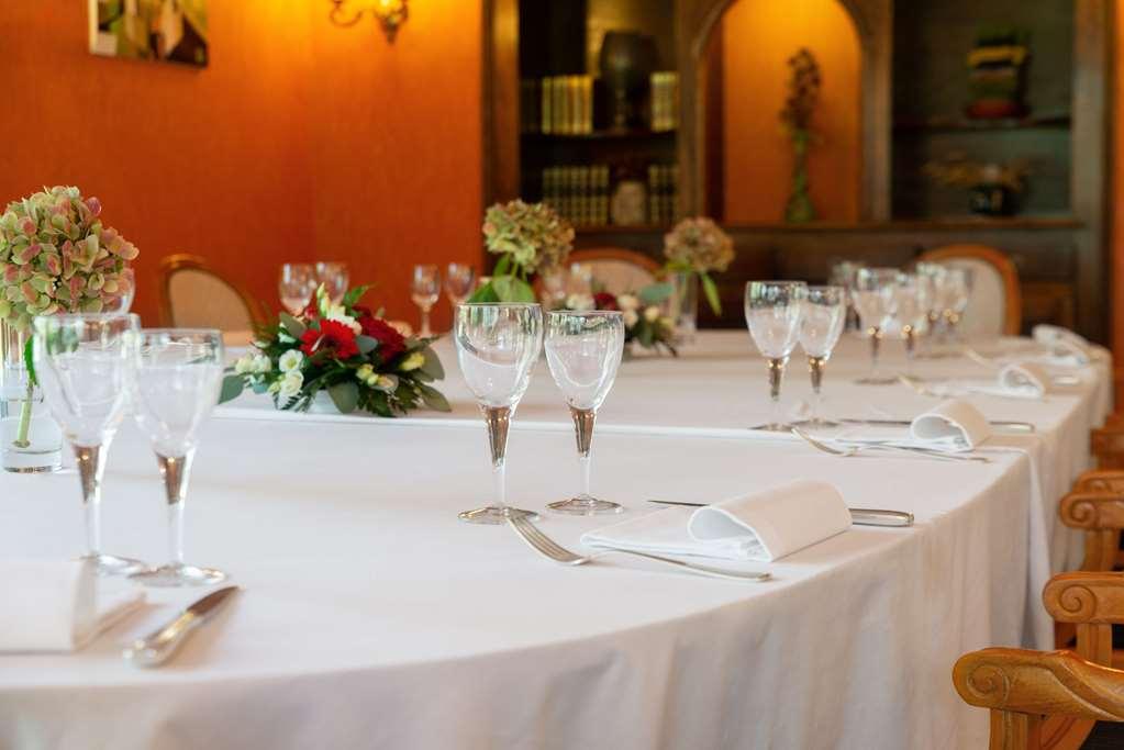 Brit Hotel Florimont Saint-Ferréol Restoran fotoğraf